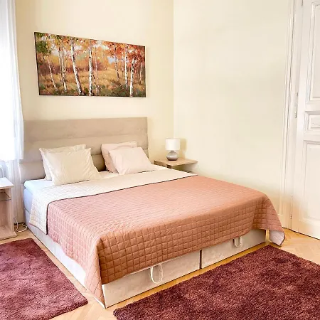 Apartman Isabelle Residency - Balcony & A.c