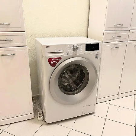 Isabelle Residency - Balcony & A.c *