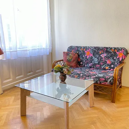 Isabelle Residency - Balcony & A.c Appartement *